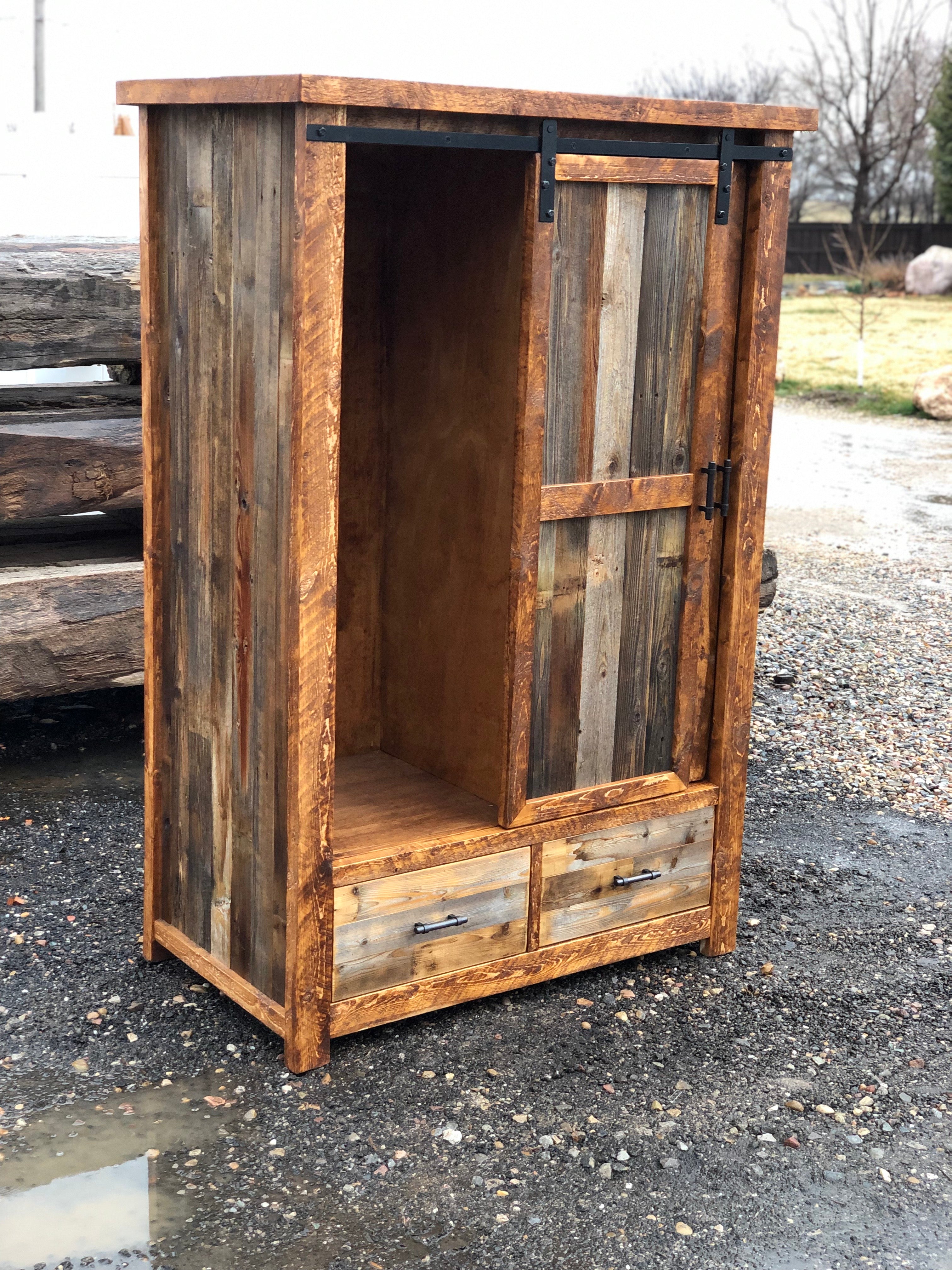 Pine Meadow Standing Wardrobe